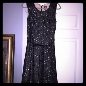 *moving sale* Vince Camuto peekaboo dress